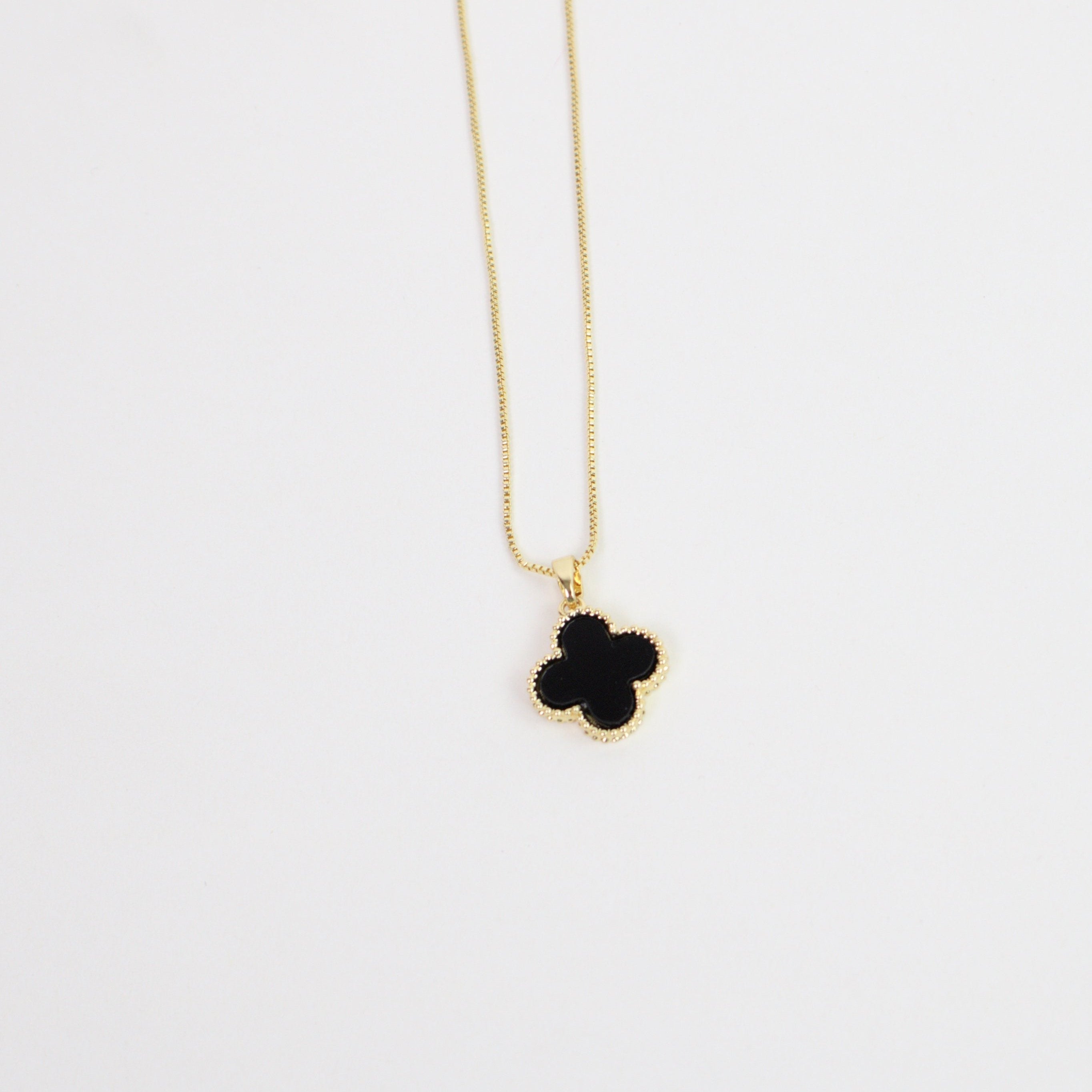 Collar Zara negra